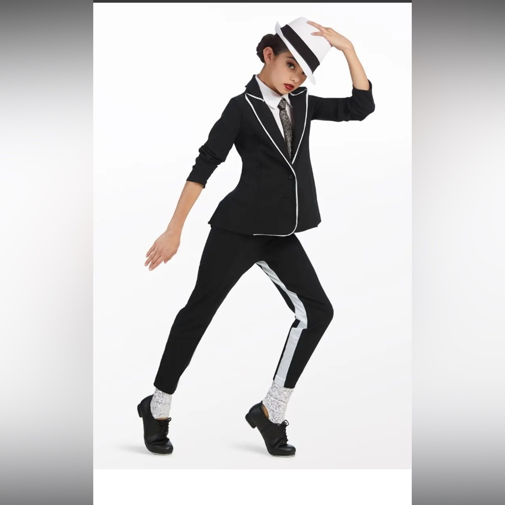 Weissman Smooth Criminal 
Competition Costume 
Size Small Child